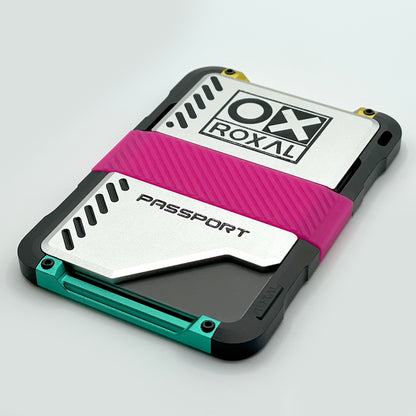 Roxal Passport Magnetic Wallet Magenta