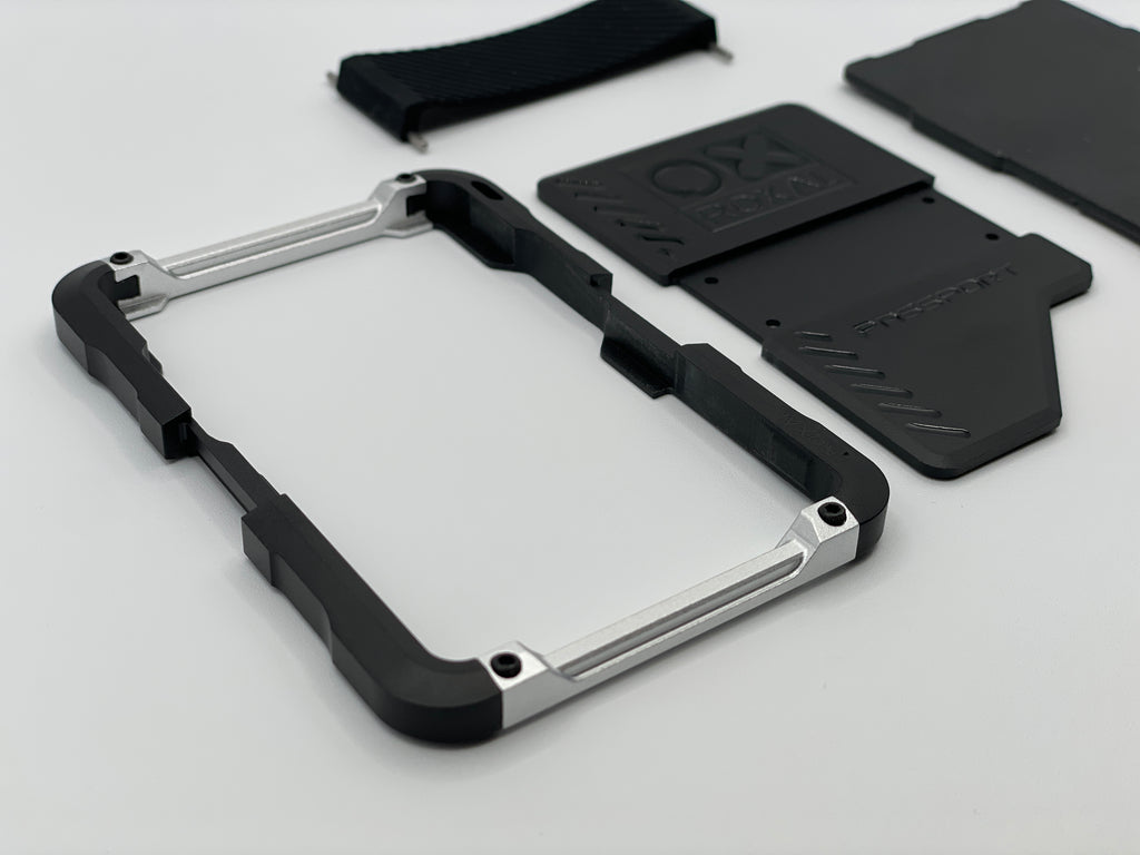 Roxal Passport Magnetic Wallet - Silver