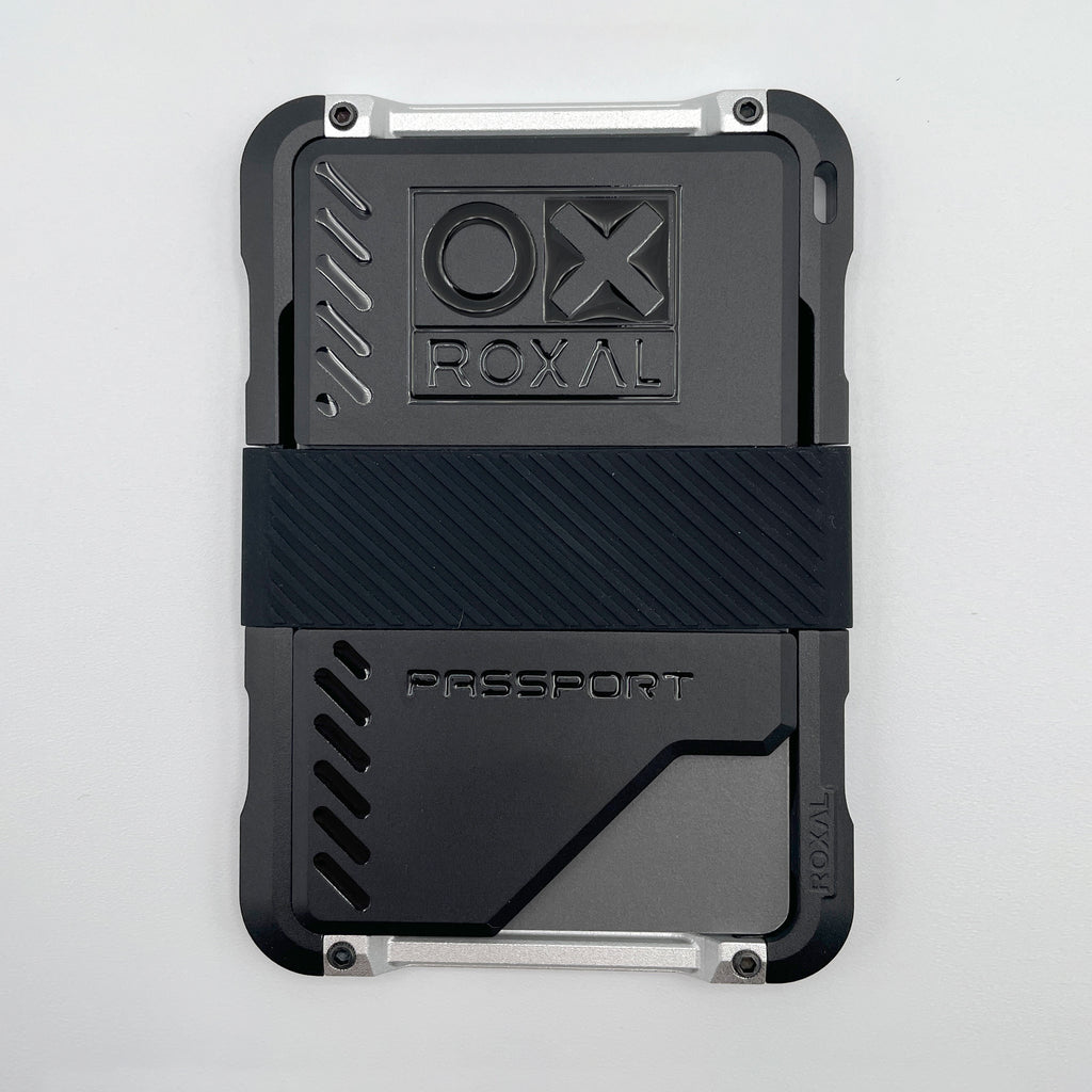 Roxal Passport Magnetic Wallet - Black